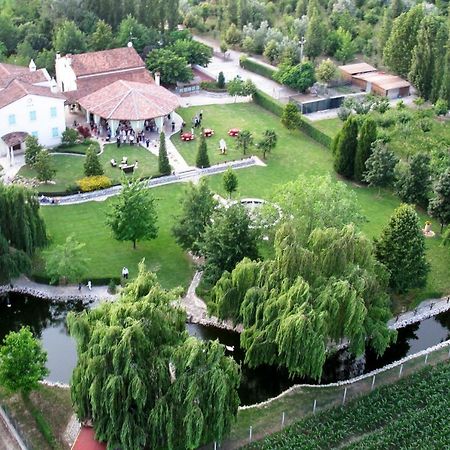 Villamoreno Merlara Exteriér fotografie