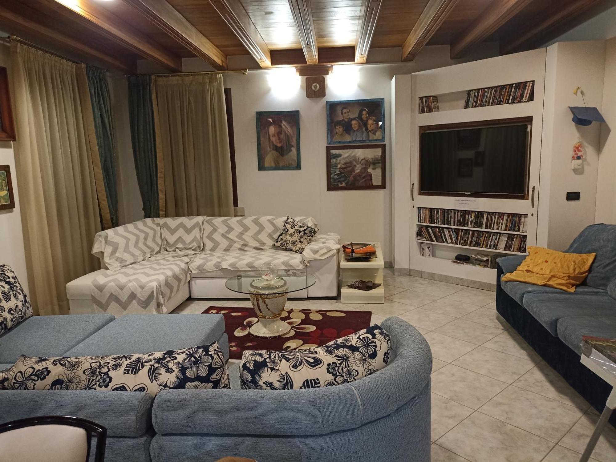 Villamoreno Merlara Exteriér fotografie
